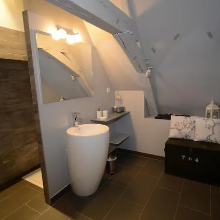 La Forcerie Et Gæstehus Châtelais