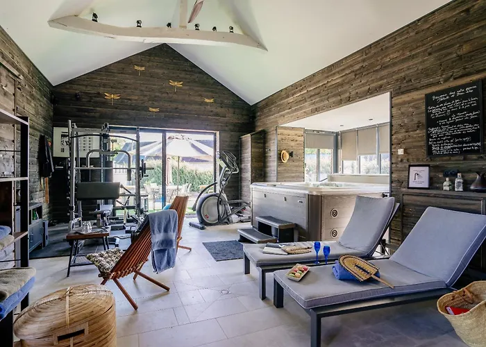 La Forcerie De Châtelais